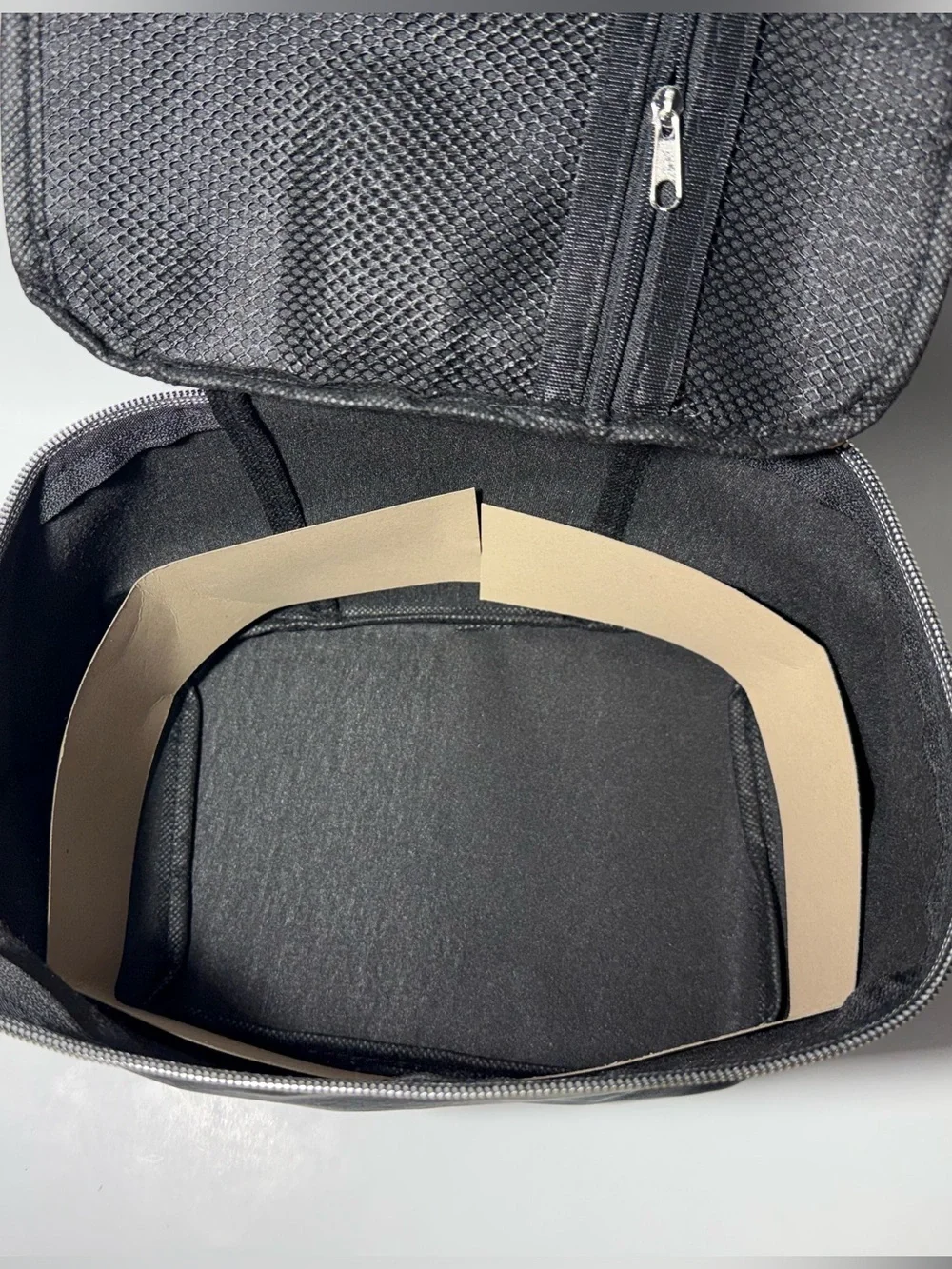 Sassy + Chic Large Black Makeup Bag Travel Toiletry Organizer Case NWT 8x6x5 in
